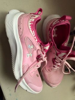 Girls shoes