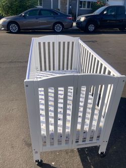 Baby crib great condition