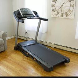 NordicTrack T Series 6.5S Treadmill (( PRICE IS FIRM ))