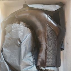 Black High Heel Boots Size 8 