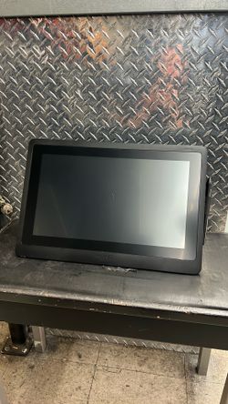 Wacom Cintiq 16 DTK-1660 15.6” Digital Creative Drawing Tablet