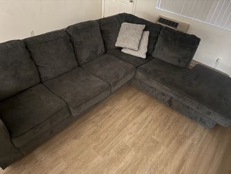 Altari 2 Piece  Sectional with Chaise Sofa
