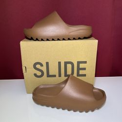 Adidas Yezzy Slides “Flax”