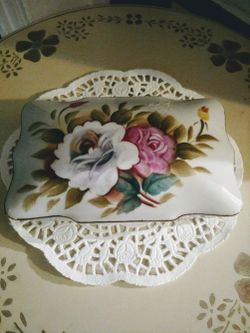 Vintage Hand Painted Porcelain Trinket Box