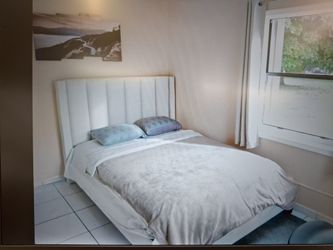 Queen Bed