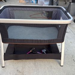 Bassinet 