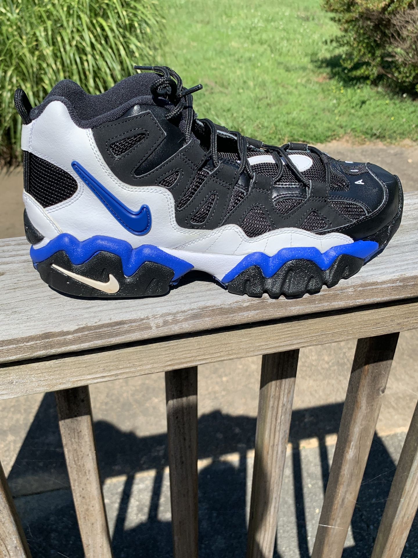 Men’s Nike air slant. Size 10