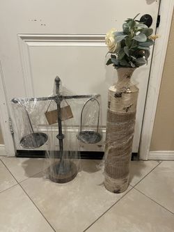 Decorative Scale And Flower Case