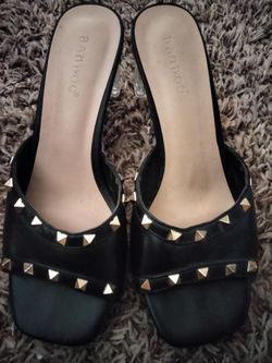 Women's Black Highheels, Only For Pick Up