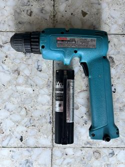 Makita 9.6V Cordless Drill (Model 6095D)