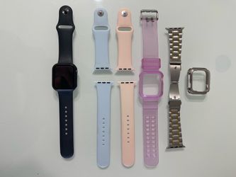 Apple Watch SE + 4 Bands + Case + Charger – Excellent Condition
