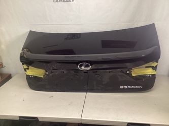 2016-2017-2018 LEXUS ES350 ES300 ES300H REAR TRUNK LID USED OEM