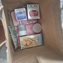 Random Cosmetic Items 