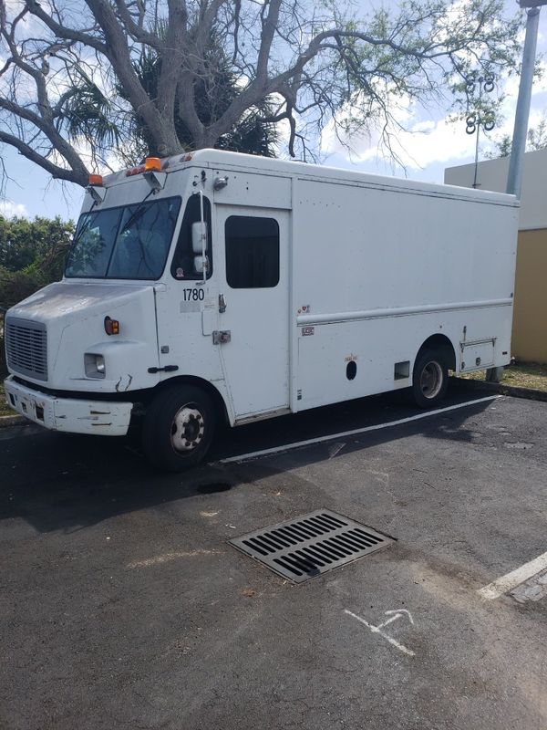 Food truck box truck MAKE OFFER 5.9 cummins run and drive for Sale in