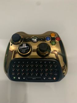 This is a Microsoft Xbox 360 Special Edition Chrome Series Wireless Controller in gold.