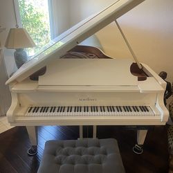 Schimmel C213 6’10” Grand Piano – Handmade in Germany, White High Polish, w/ PianoDisc (2002, Mint)
