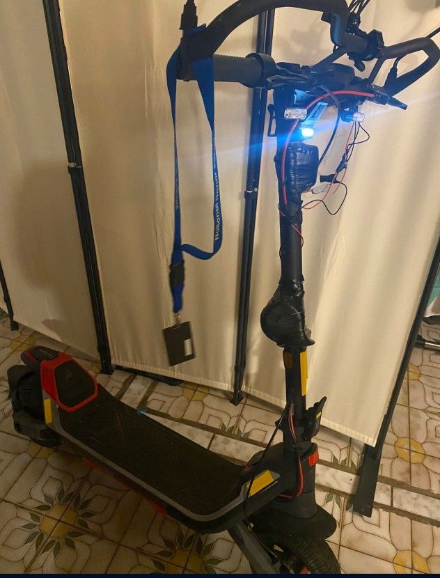 SEGWAY P100S SCOOTER