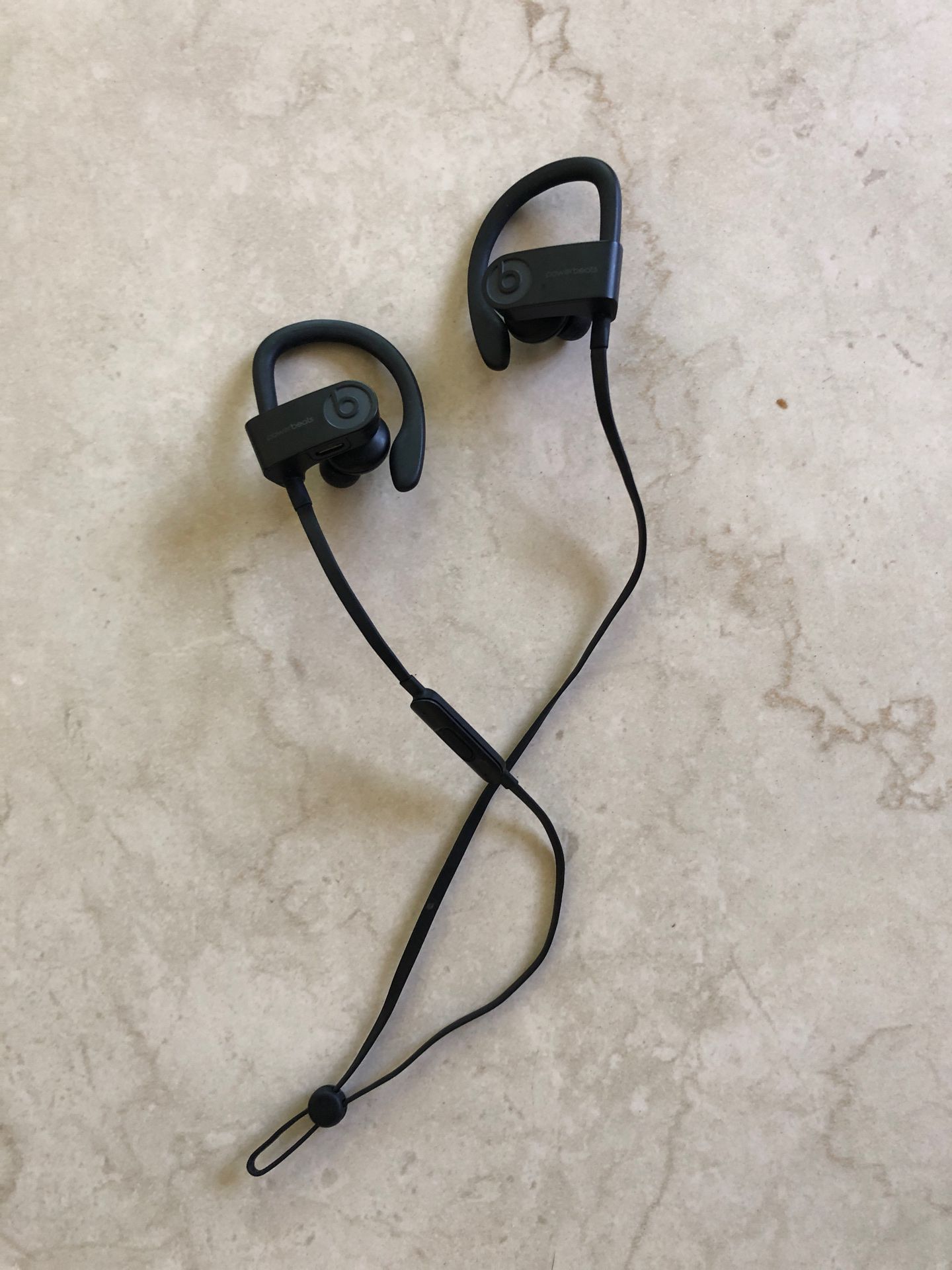 Pick up only - Power Beats by Dre -Like New