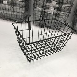 New Beach Cruiser Basket $8 