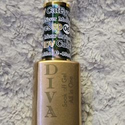 DND Magnetic CatEye Gel Nail polish. Never used ($10 firm)