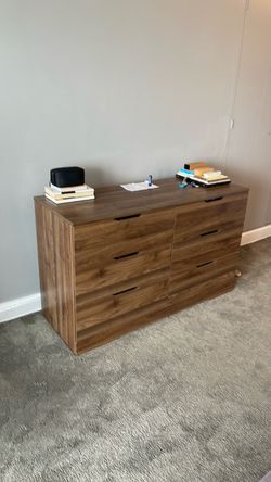 Holland 6-Drawer Natural Walnut