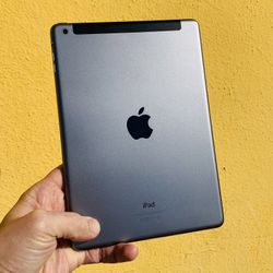 ⌚️⌚️🔥iPad 6th Gen 32gb Factory Unlocked With Warranty