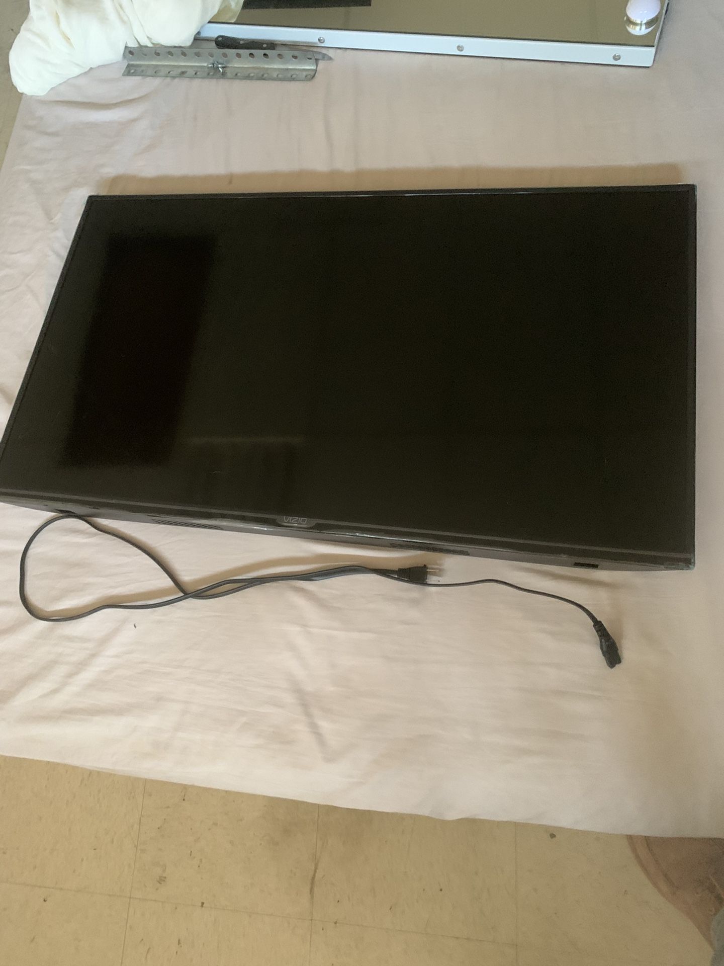 Vizio Tv 42”