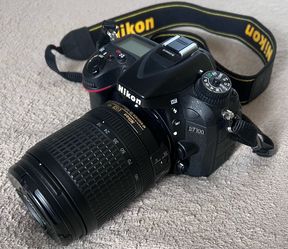 Nikon D7100 24 1MP Digital SLR Camera With AF-S DX VR NIKKOR 18-55 mm Lens