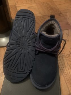 MEns Size 10 UGG NEUMEL