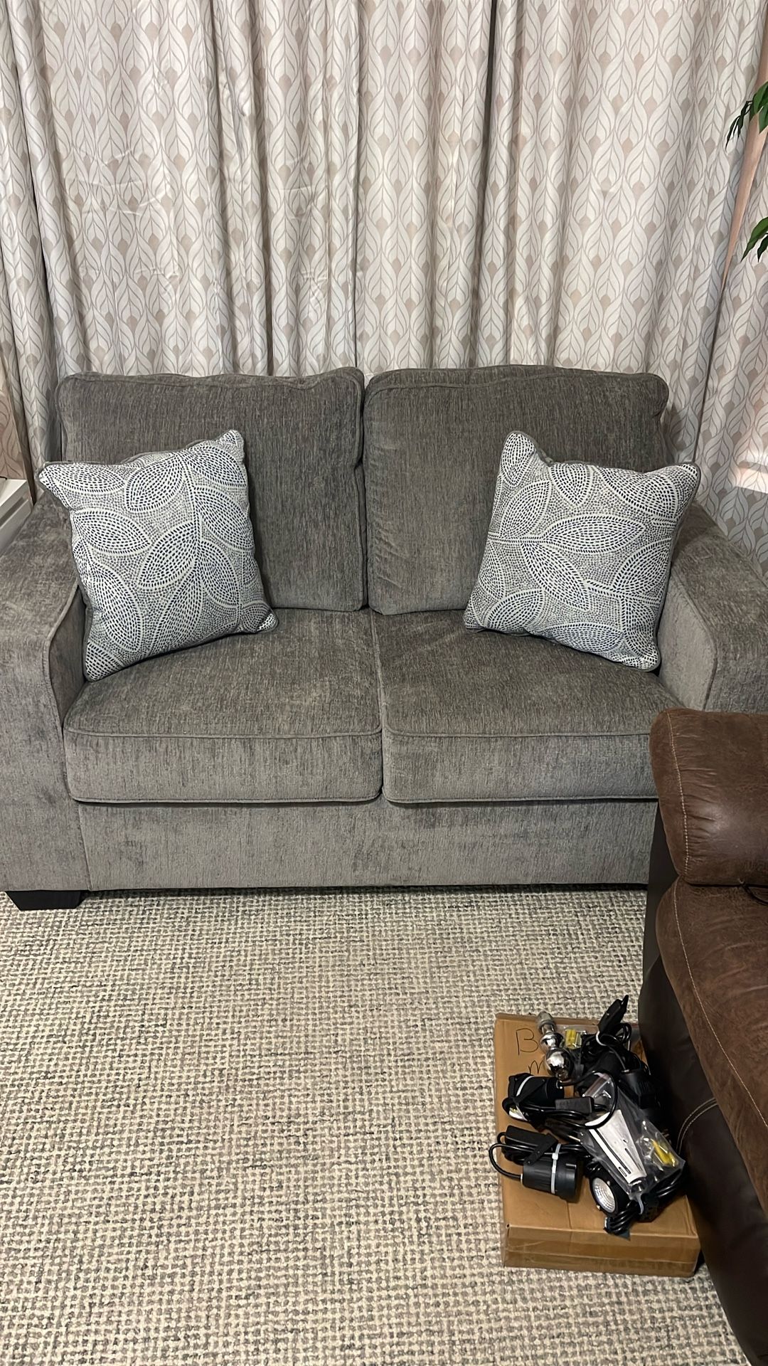 New Love Seat