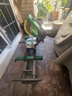 Hitachi Compound Miter Saw with Stand
