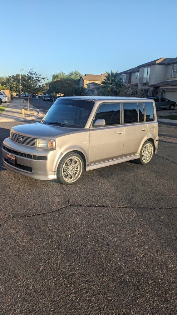 2005 Scion xB