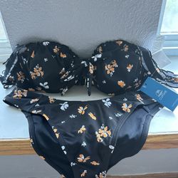 Floral bikini 