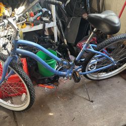 Women’s Cruiser Bike 