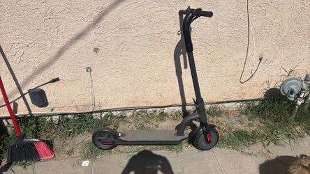 Jetson Adult Electric Scooter (For Parts or Repair / AS-IS)