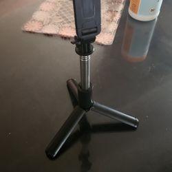 Tripod Phone Remote Shot