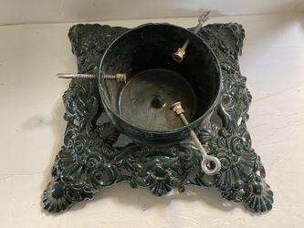 Vintage 1940s cast iron green heavy duty Christmas tree stand 
