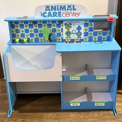 CHILDREN’S ANIMAL CARE PLAY CENTER