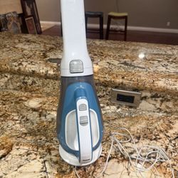 Black and Decker Dustbuster Handheld vacuum