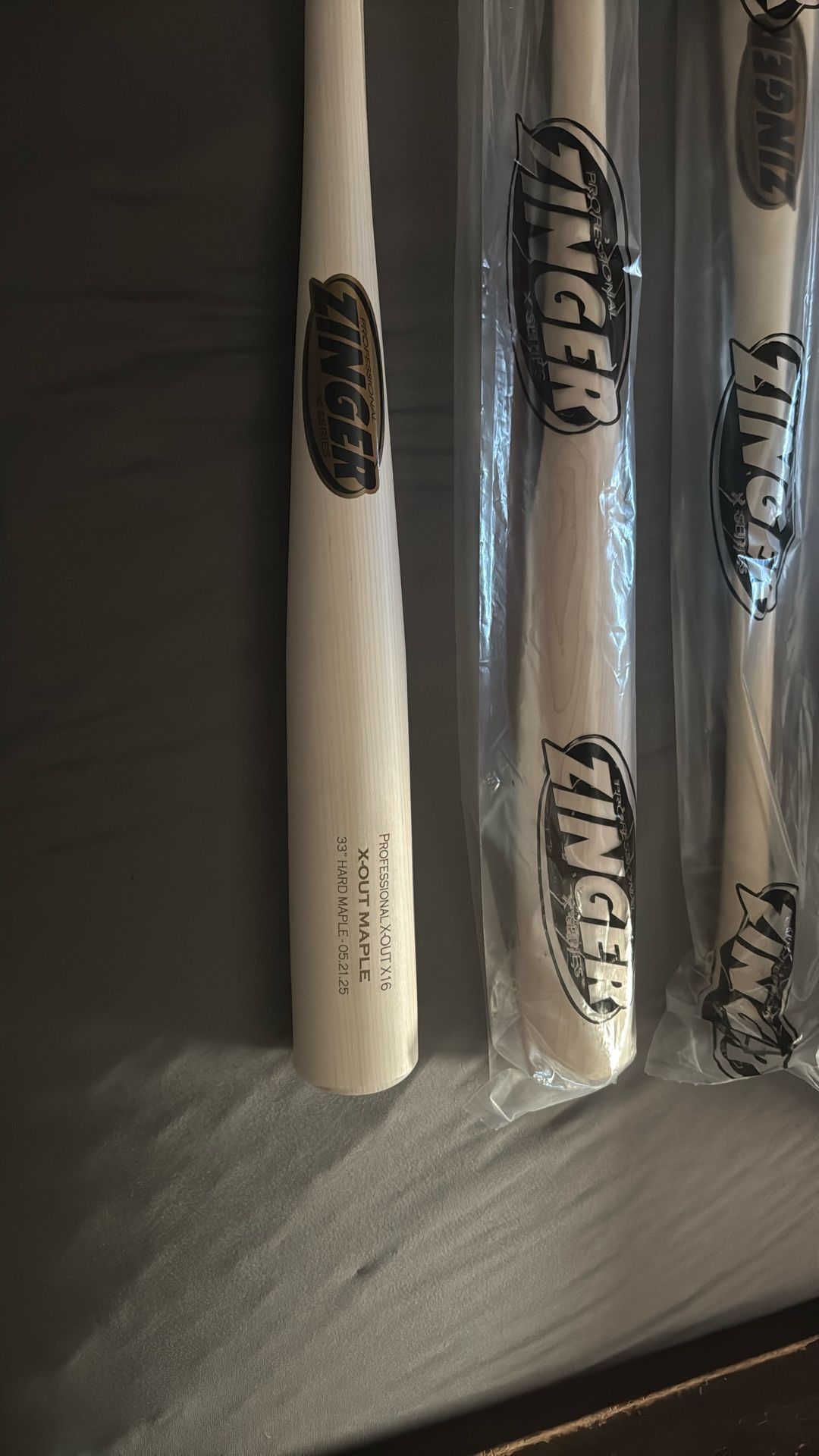 Zinger Pro Series Baseball Bats