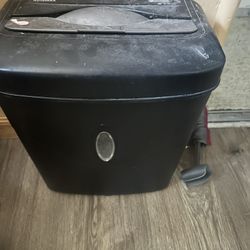 Paper Shredder