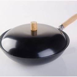 Brand new 32CM Iron Wok with Cover