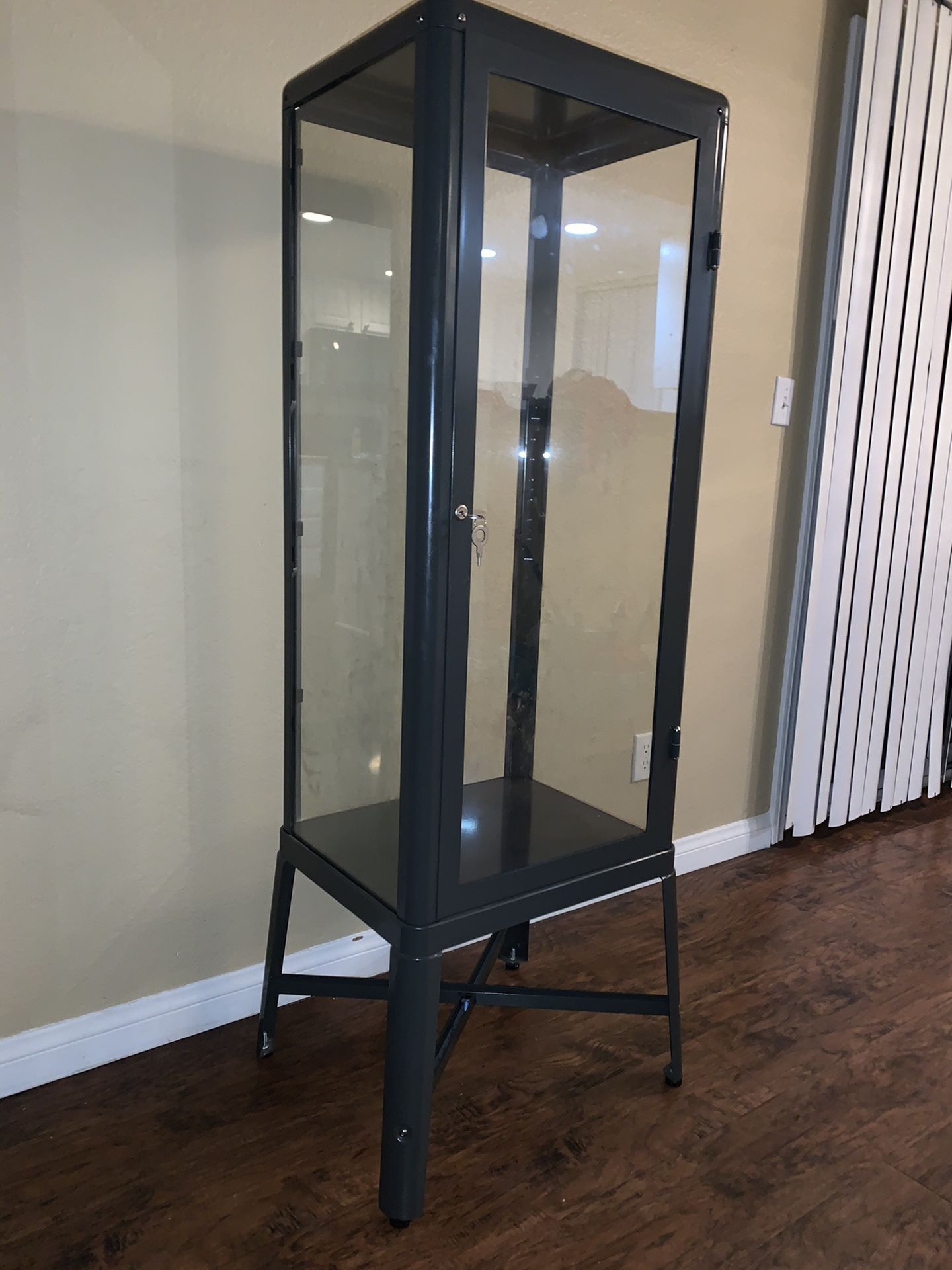 Glass display Case with adjustable shelves