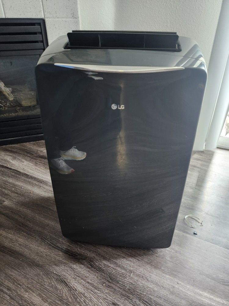 LG 14,000 BTU/H  