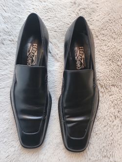 Salvatore Ferragamo Men's Dress Shoes Size 9 Black Leather