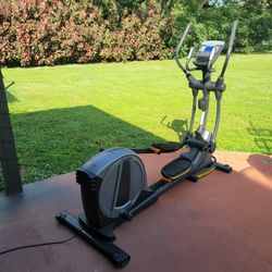 NordicTrack E7.7 Elliptical