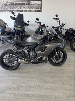 2024 Yamaha R7