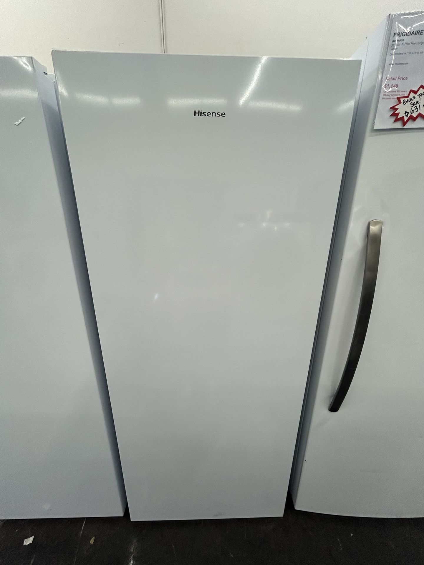 Hisense 13.6 cu. ft. Garage Ready Frost Free Upright Freezer