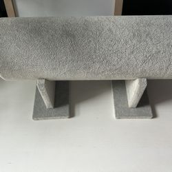 Ear Holder 