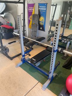 Bench press with bar